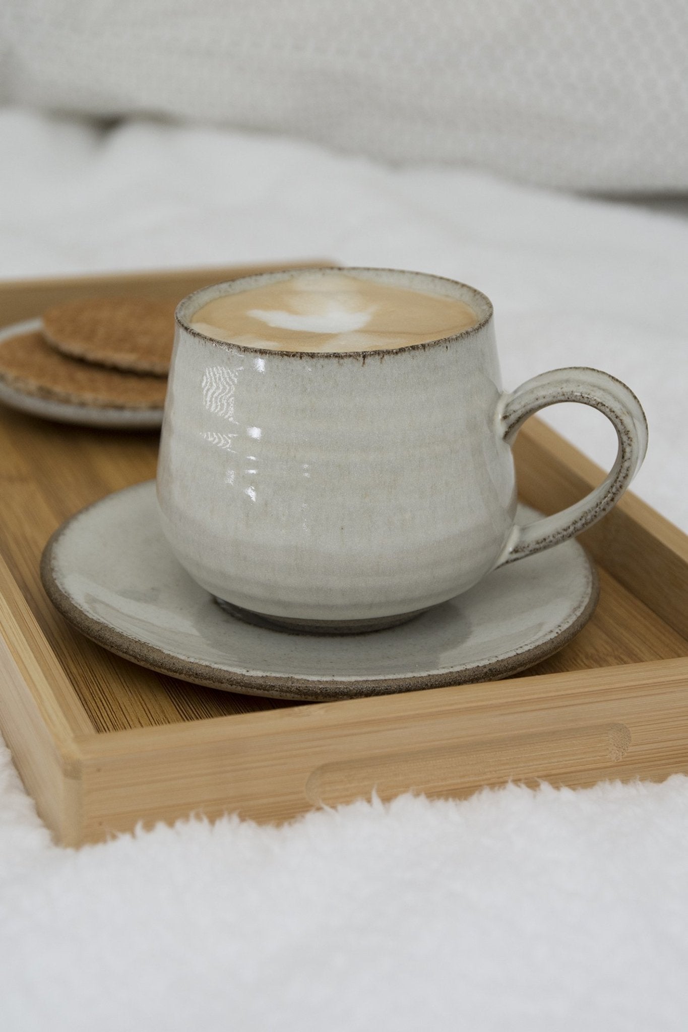 CLASGLAZ 6oz Ceramic Espresso Cup and Saucer Porcelain Latte Cup Wooden  Handle Cappuccino Cup Demitasse Cup (White)