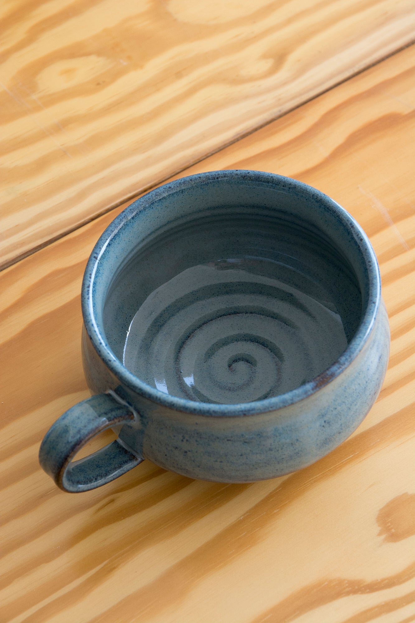 https://www.madaboutpottery.com/cdn/shop/products/ceramic-soup-bowl-mug-472328.jpg?v=1664843423&width=1445