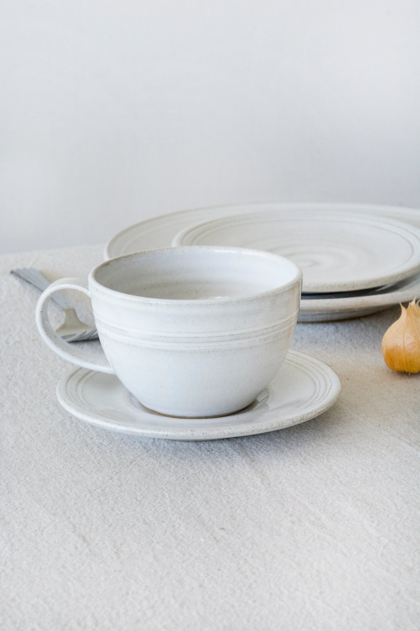 Porcelain Dinnerware Set Cups Saucers