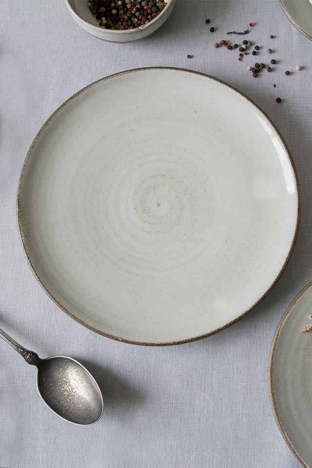White Farmhouse Pottery Dinner Plate – Mad About Pottery
