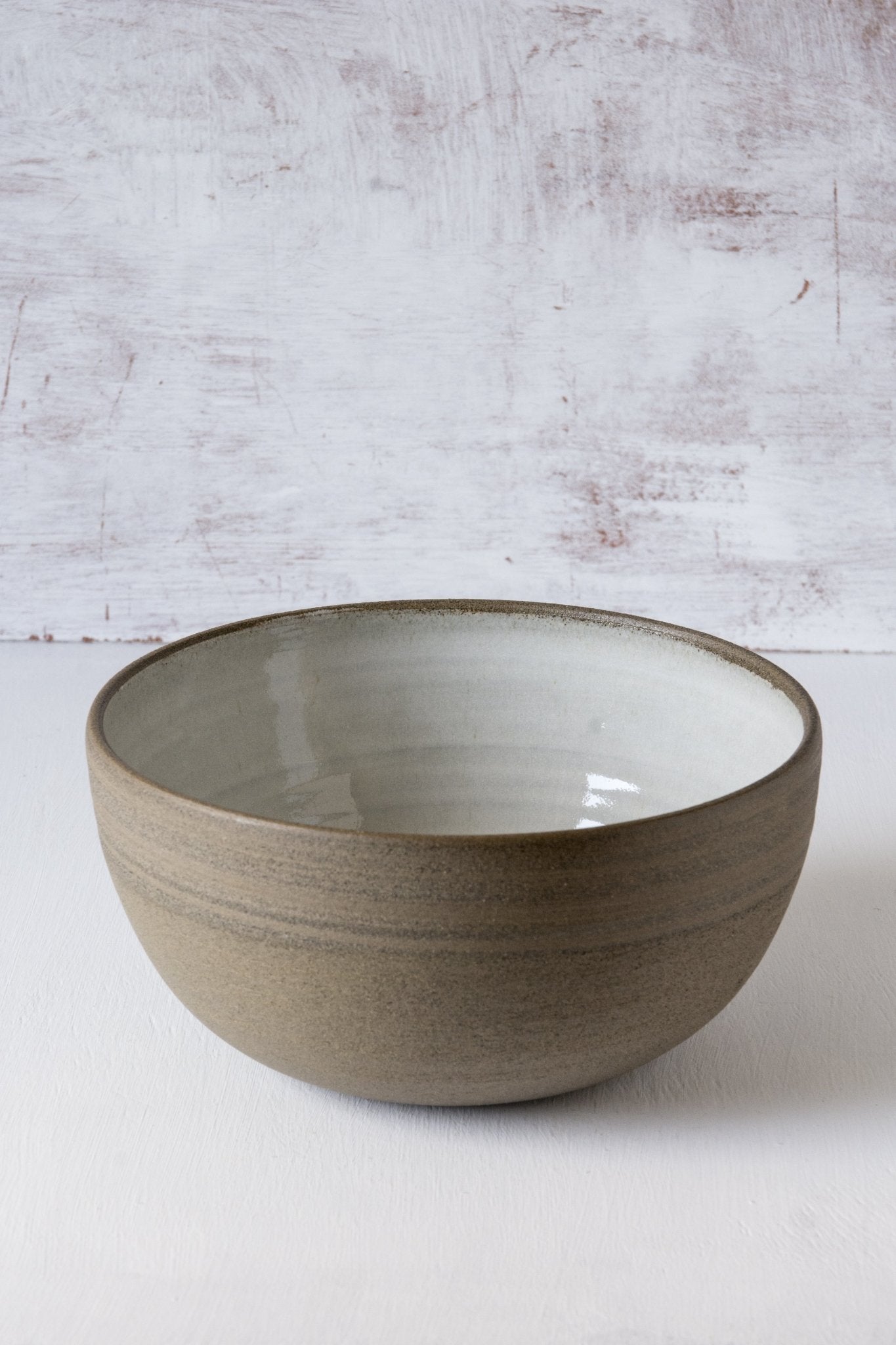 Stoneware salad outlet bowl