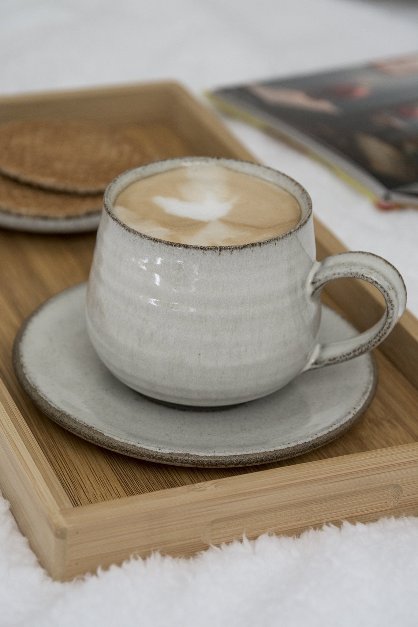 Cappuccino Cup Thick Body Ceramic Bottle and Saucer for Flat White